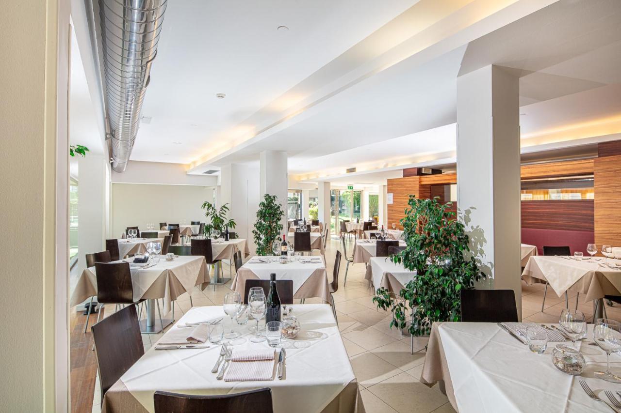 Hotel Martini 리그나노 사비아도로 외부 사진