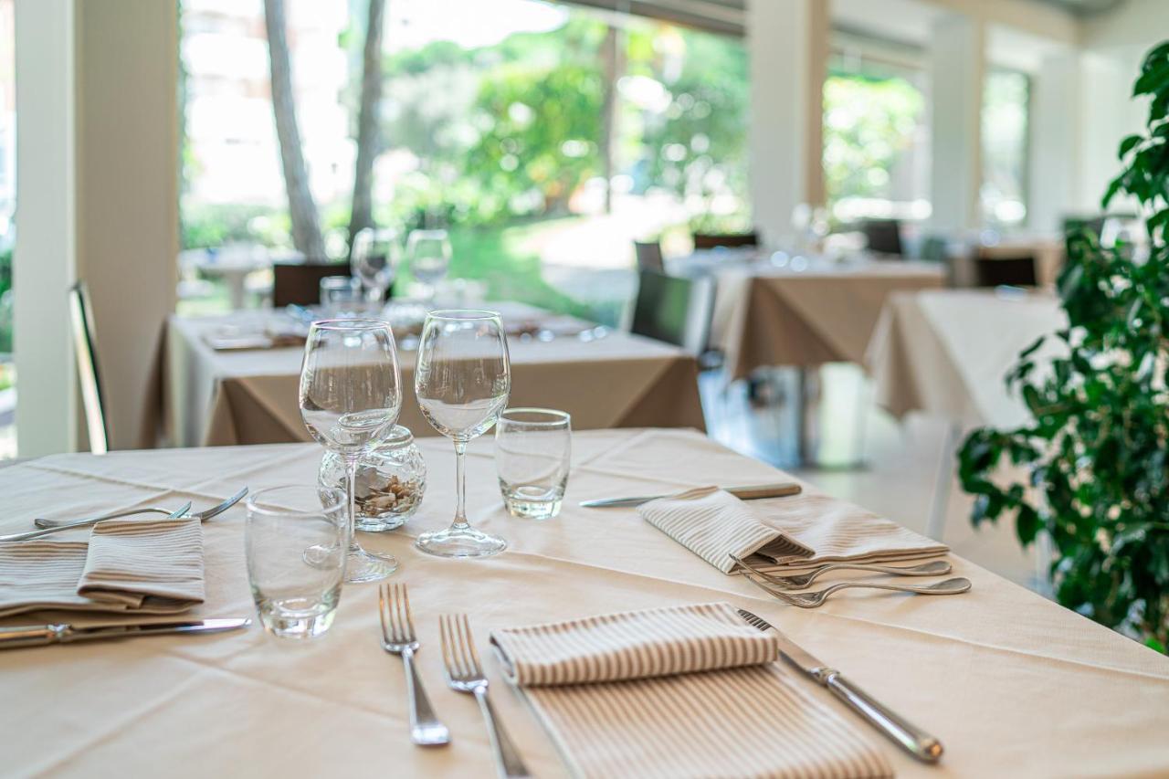 Hotel Martini 리그나노 사비아도로 외부 사진